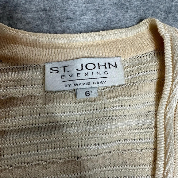 St. John Evening 3pc Ivory Paillette Skirt Suit. Sz: 6/10 - Picture 5 of 14